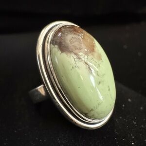 Sterling Silver Ring with genuine lemon chrysophrase stone